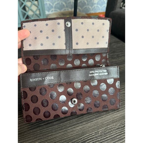 6/$25 UNION CODE Chocolate Brown Polka Dot RFID Genuine Leather Wallet - Picture 3 of 4